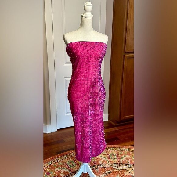 Fashion Nova Dresses & Skirts - MAGENTA SEQUIN DRESS BODYCON MIDI ROMINA LINED FASHION NOVA PARTY VEGAS NWT SZ L